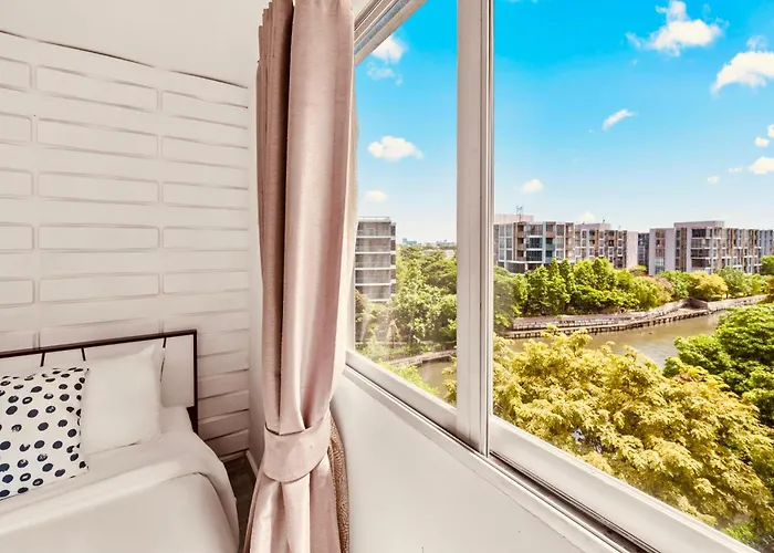 Quiet 1br River Front Oasis 15 Minutes To Sky Train 아파트 방콕