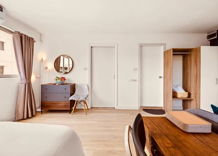 Quiet 1br River Front Oasis 15 Minutes To Sky Train * 방콕